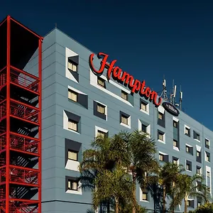3* Hotell Hampton By Hilton Airport